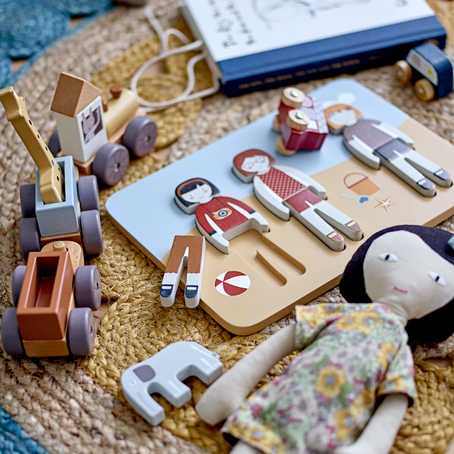 Bloomingville Coty Spielzeug Zug – Bild 3