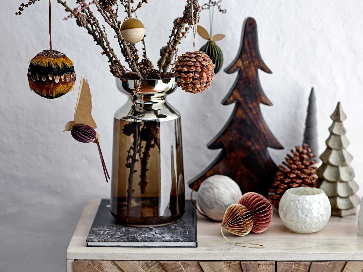 Bloomingville Misba Weihnachtskugel Ø9cm 4 Teile – Bild 4