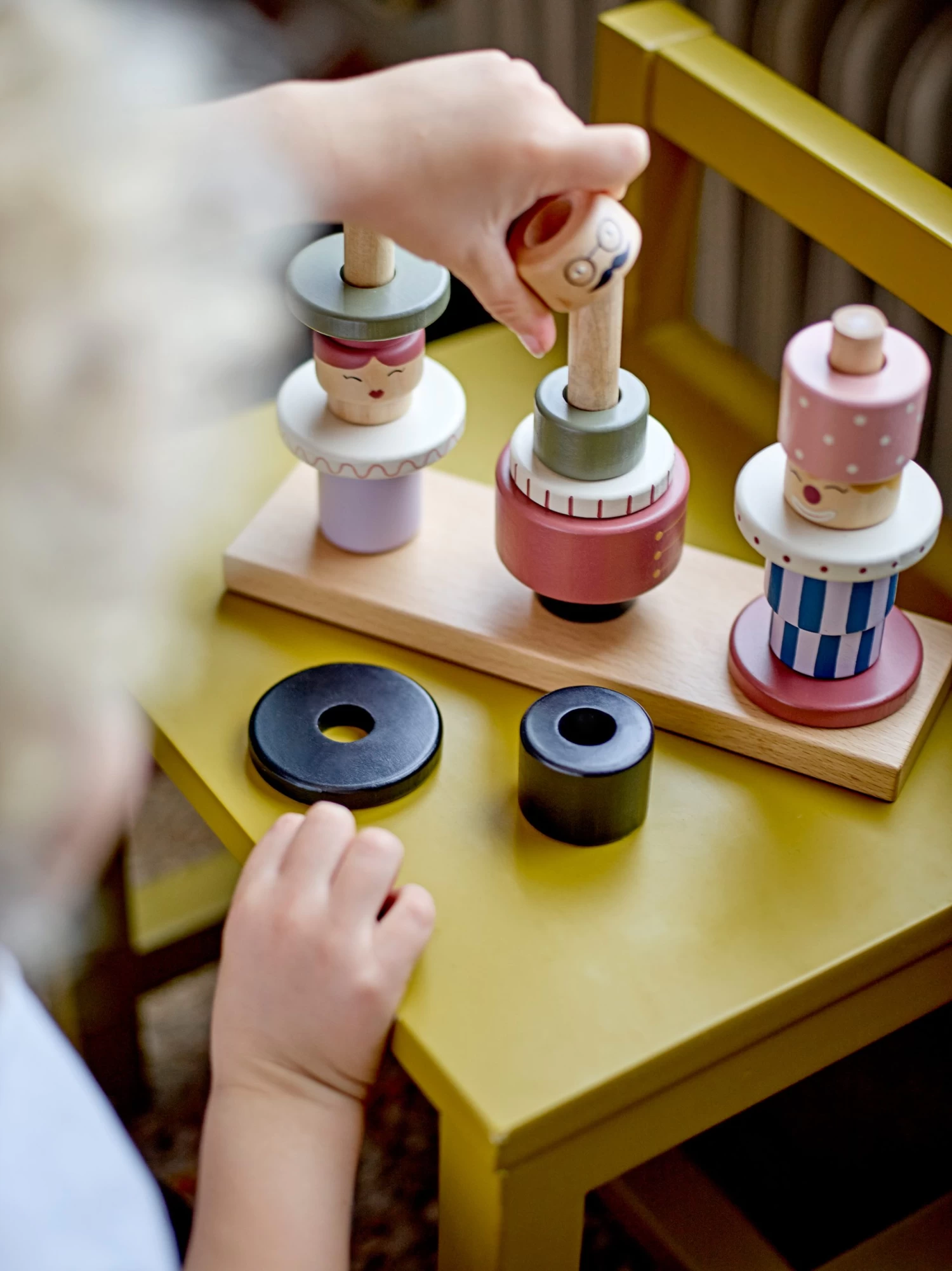 Bloomingville Wilma Aktivitätsspielzeug 23 X 44,5 X 15cm – Bild 3